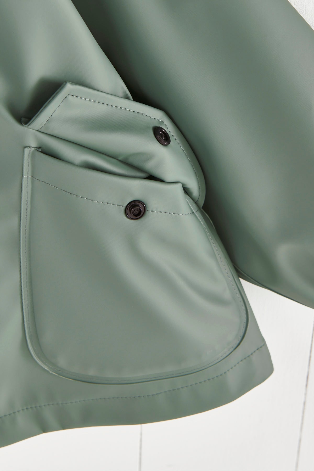 Grass & Air Rainster Coat