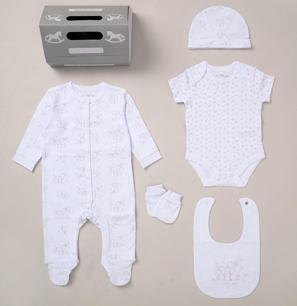 newborn baby gift set UK 5 piece cotton layette unisex